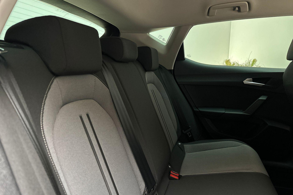 Seat Leon (X686FT) met abonnement