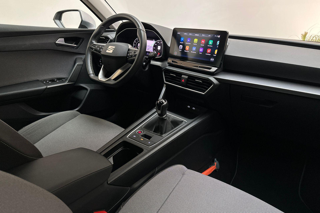 Seat Leon (X686FT) met abonnement