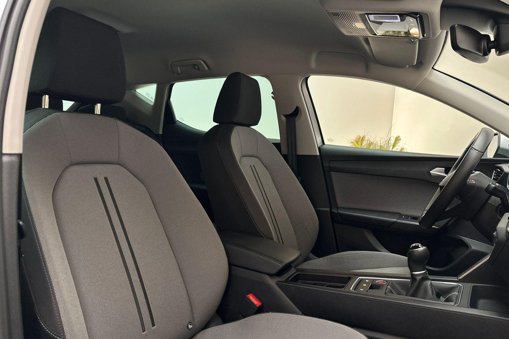 Seat Leon (X686FT) met abonnement