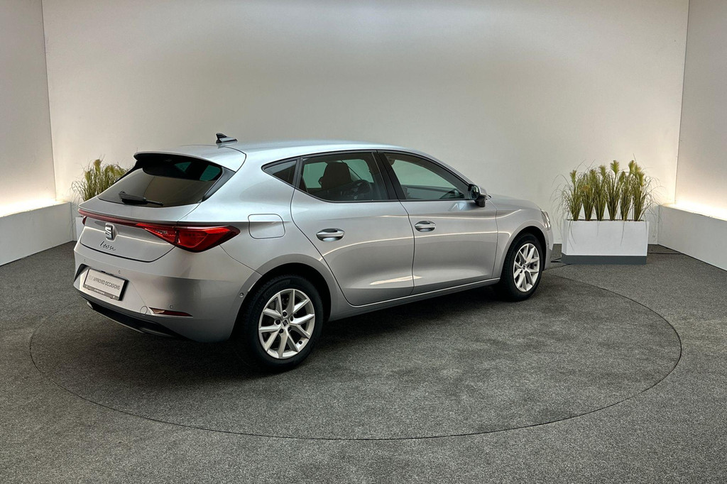 Seat Leon (X686FT) met abonnement