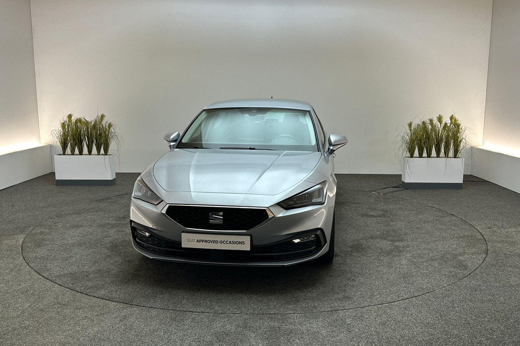 Seat Leon (X686FT) met abonnement