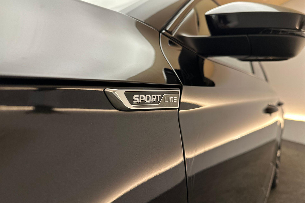 ŠKODA Superb (JKD60G) met abonnement