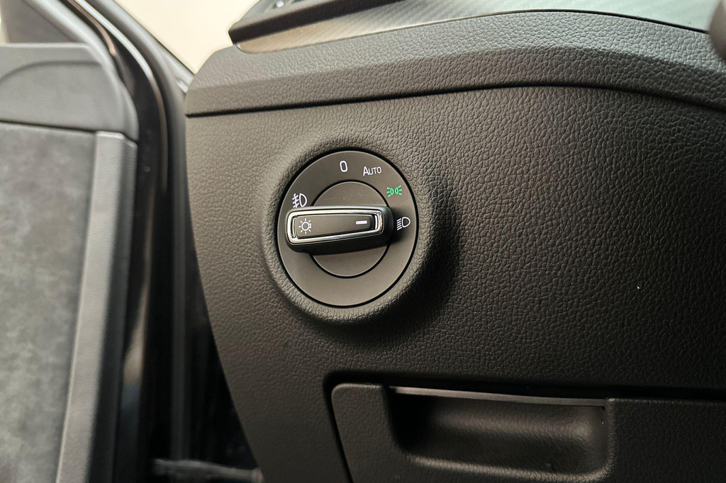 ŠKODA Superb (JKD60G) met abonnement