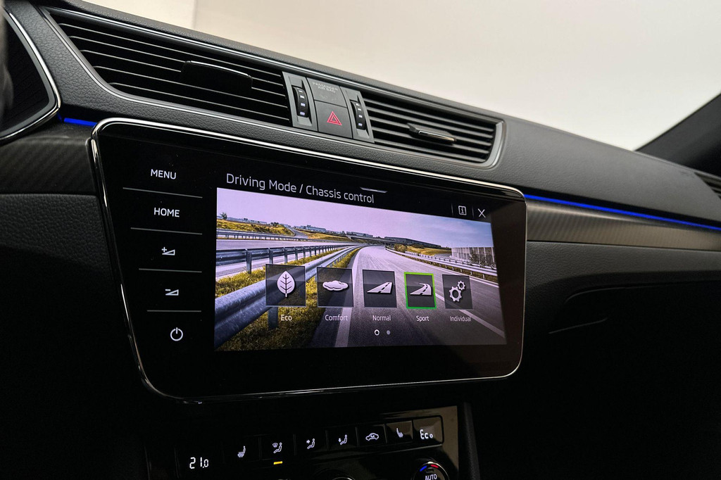 ŠKODA Superb (JKD60G) met abonnement