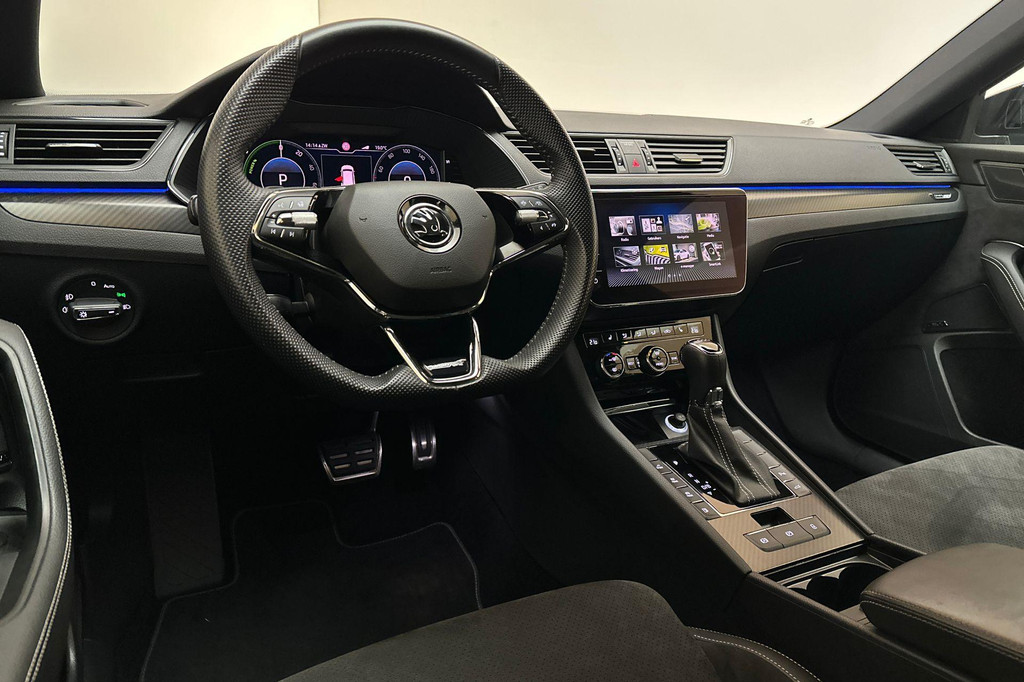 ŠKODA Superb (JKD60G) met abonnement