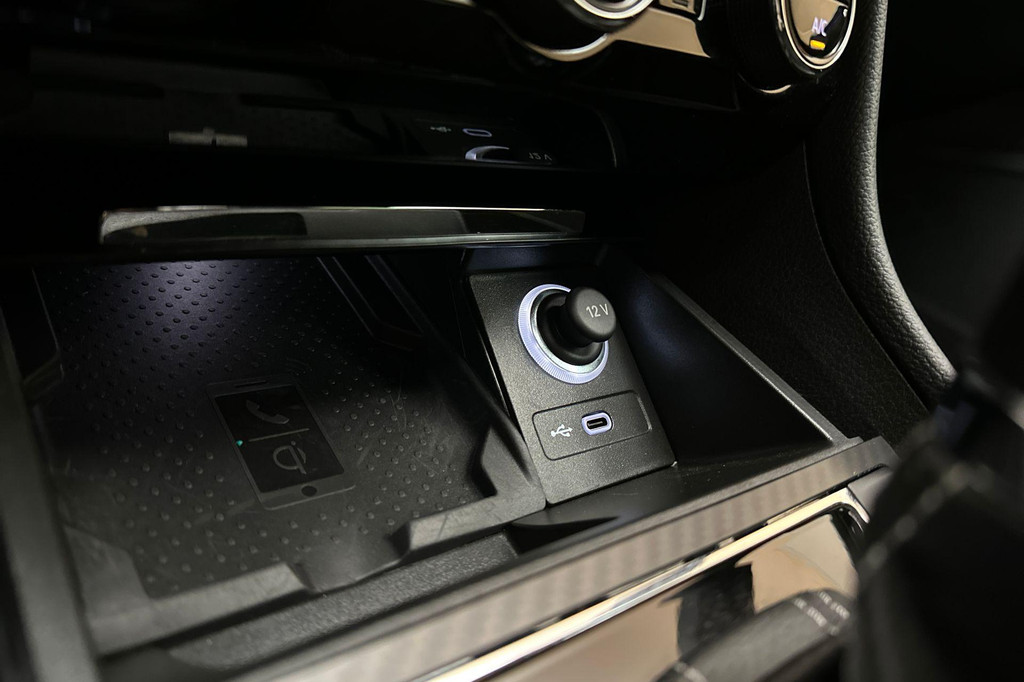 ŠKODA Superb (JKD60G) met abonnement