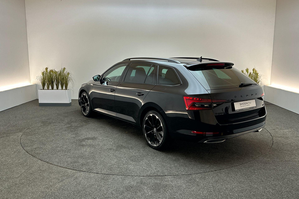ŠKODA Superb (JKD60G) met abonnement