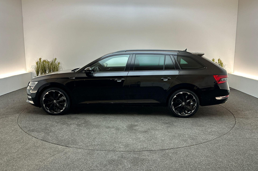 ŠKODA Superb (JKD60G) met abonnement