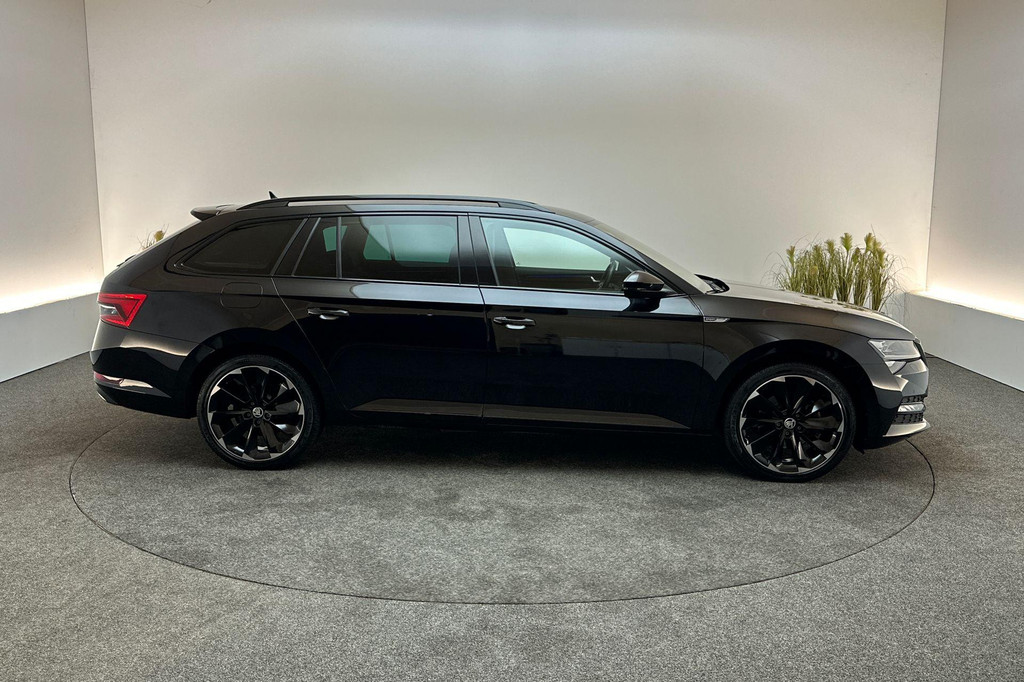 ŠKODA Superb (JKD60G) met abonnement