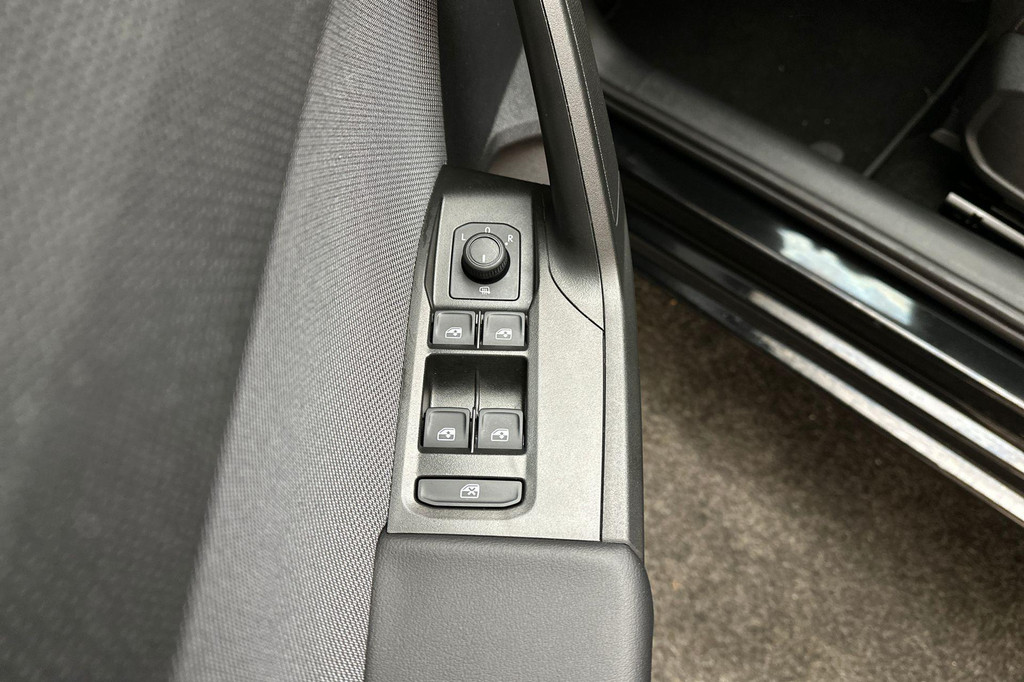 Seat Leon (X091LR) met abonnement