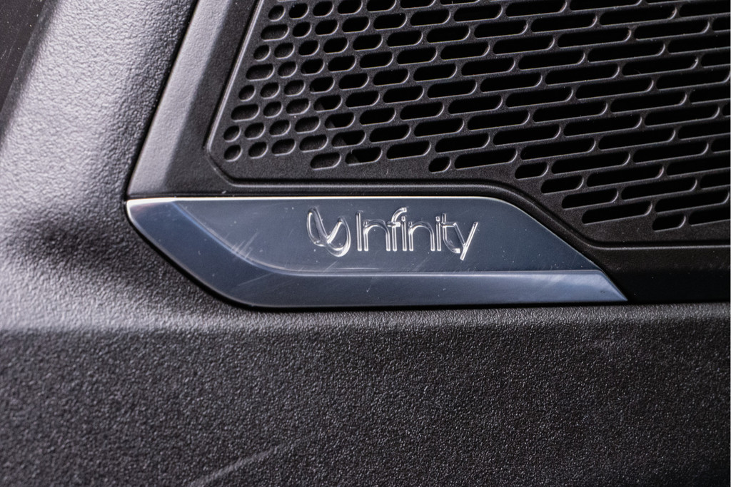 Lynk & Co 01 (S393KK) met abonnement