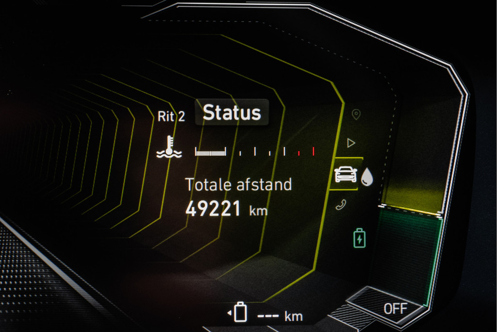 Lynk & Co 01 (S393KK) met abonnement