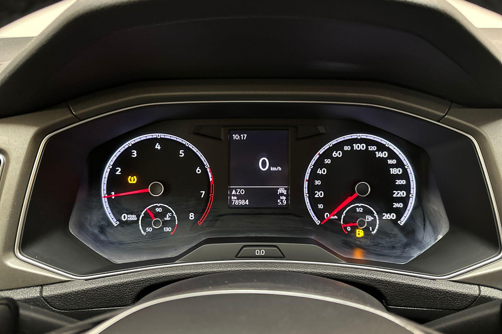 Volkswagen T-Roc (N201HF) met abonnement