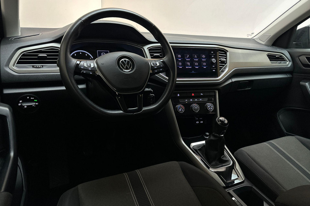 Volkswagen T-Roc (N201HF) met abonnement