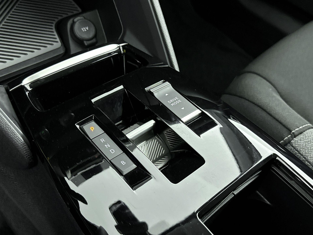 Citroën Ë-C4 (T152PX) met abonnement