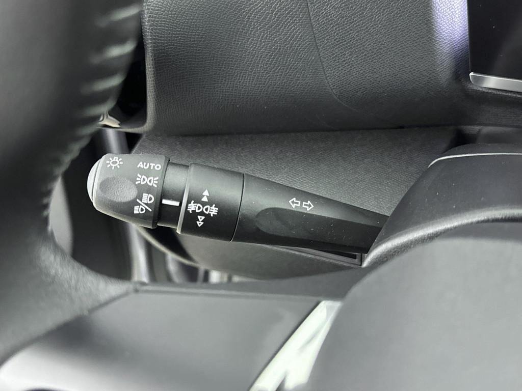 Citroën Ë-C4 (T152PX) met abonnement