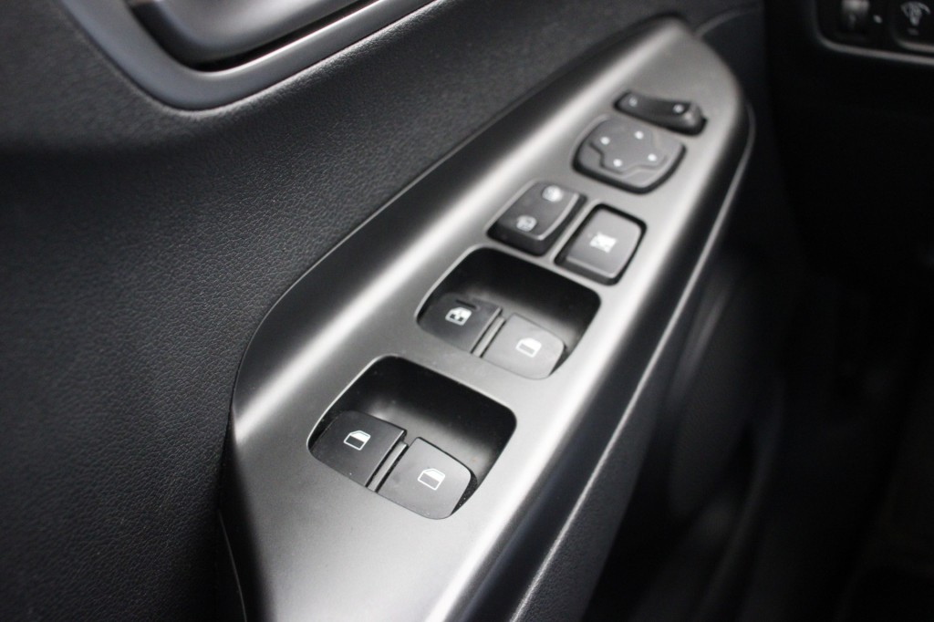 Hyundai Kona (J663KP) met abonnement