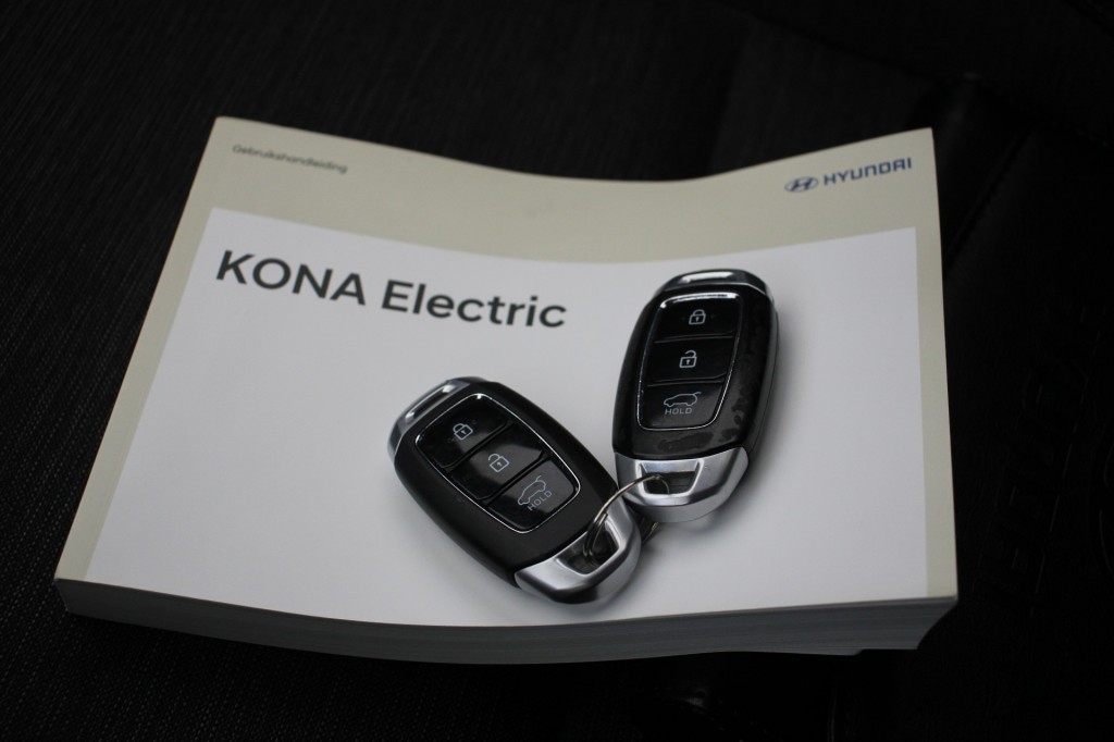 Hyundai Kona (J663KP) met abonnement