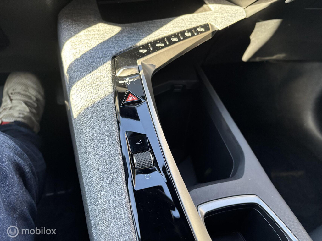 Peugeot 5008 (JLF69D) met abonnement