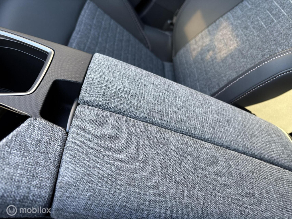 Peugeot 5008 (JLF69D) met abonnement