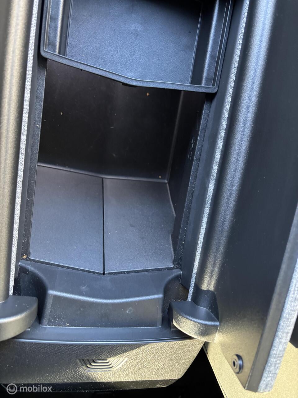 Peugeot 5008 (JLF69D) met abonnement