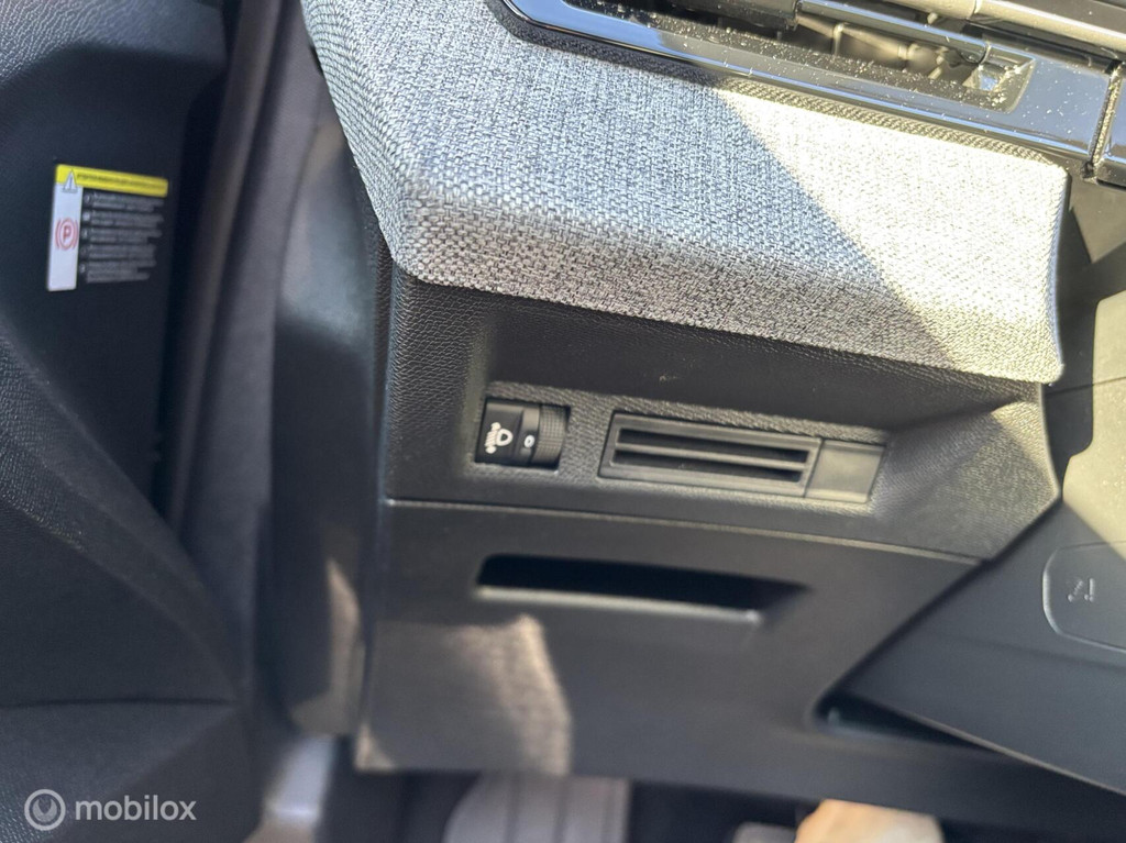 Peugeot 5008 (JLF69D) met abonnement