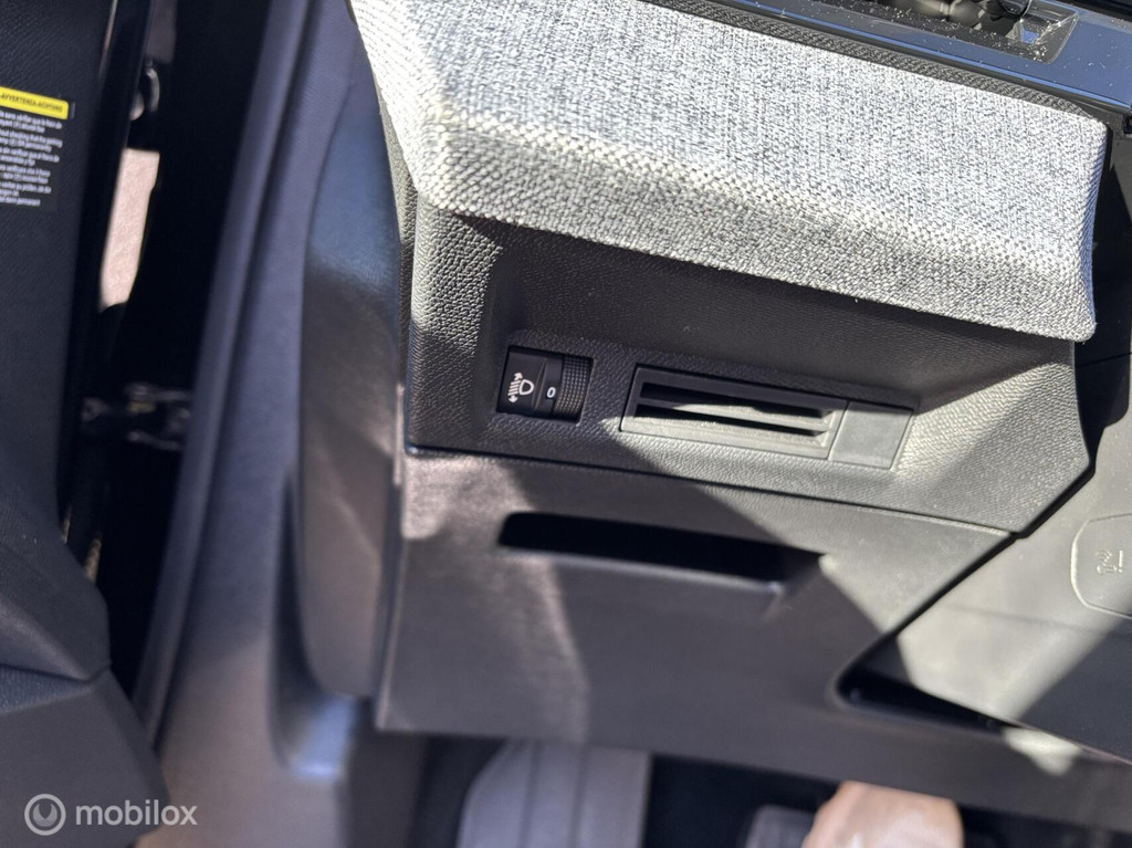 Peugeot 5008 (JLF69D) met abonnement