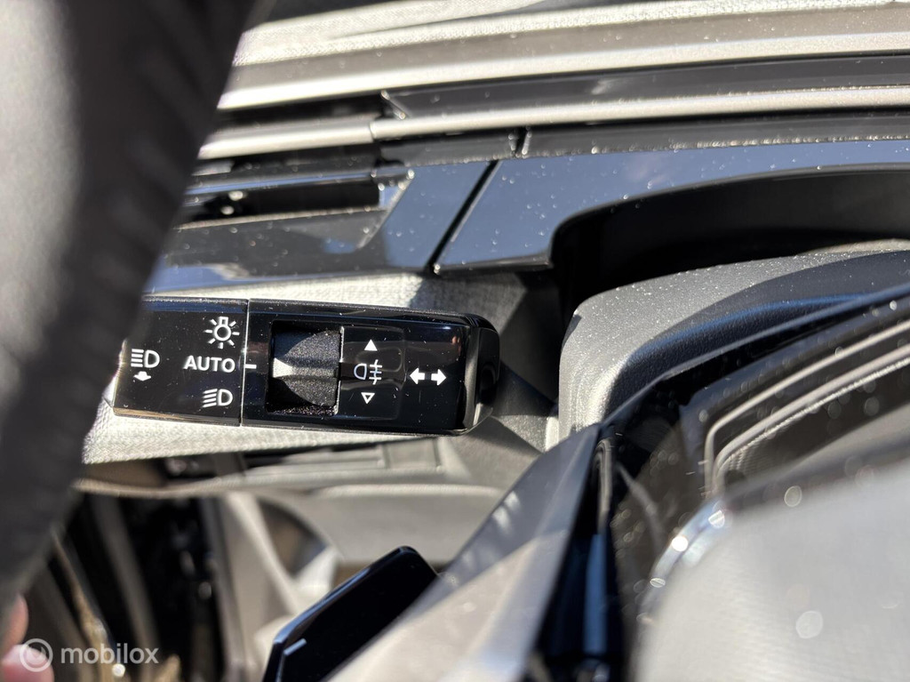 Peugeot 5008 (JLF69D) met abonnement