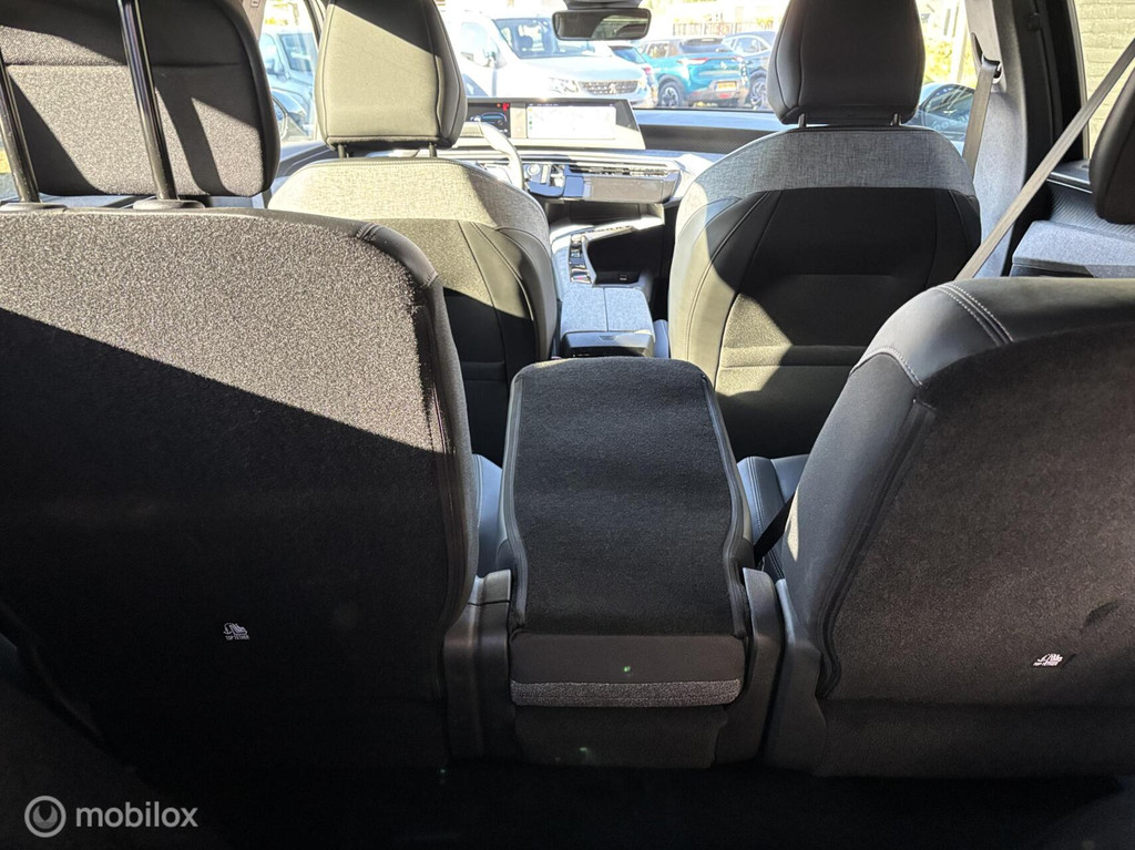 Peugeot 5008 (JLF69D) met abonnement