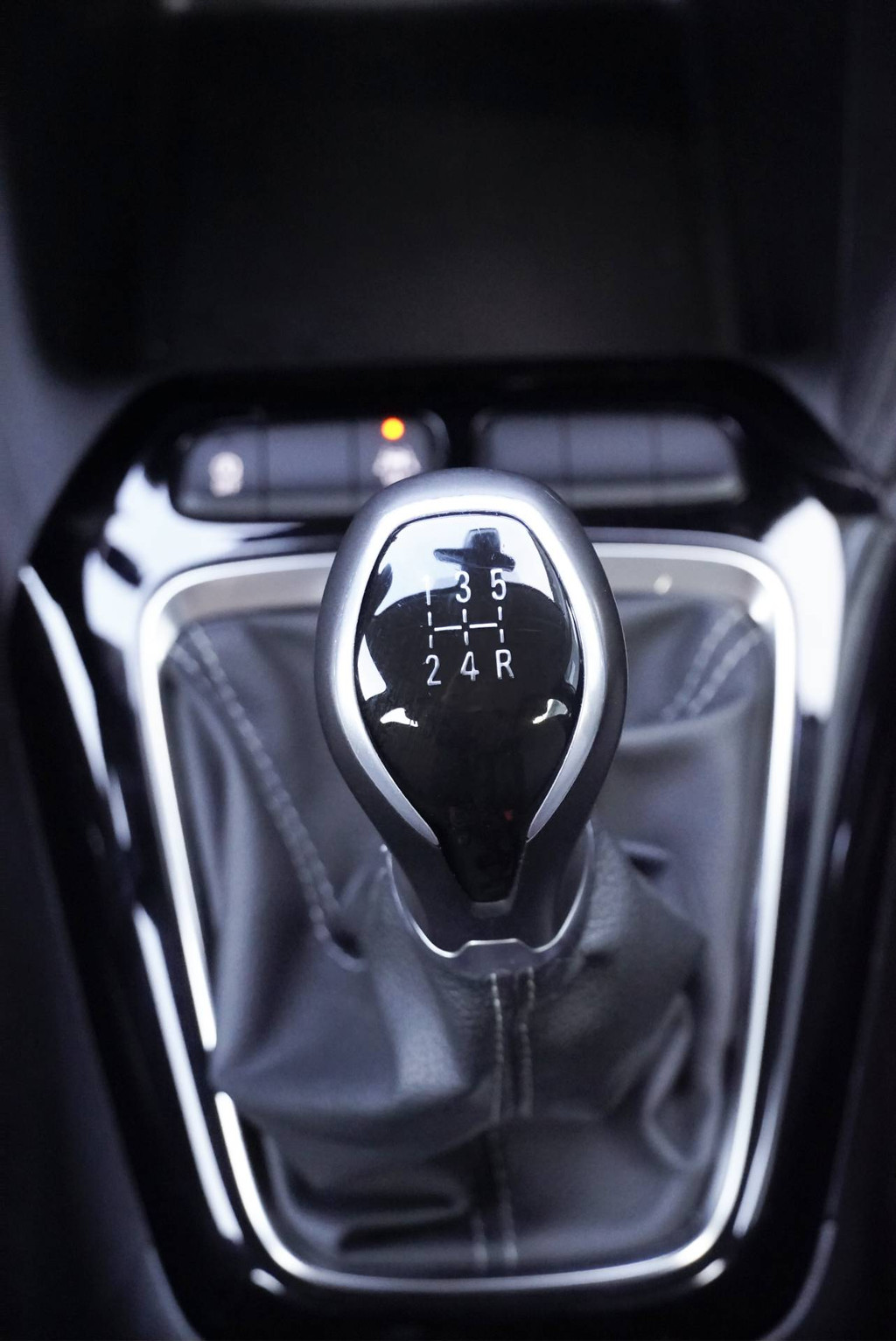 Opel Corsa (J256VK) met abonnement