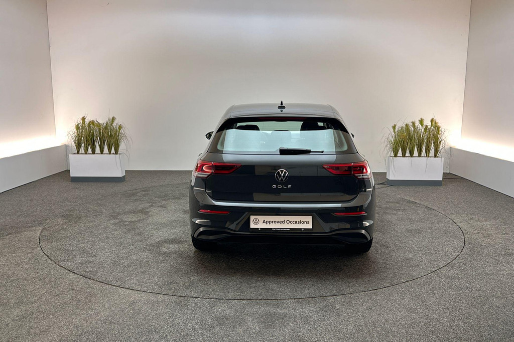 Volkswagen Golf (T129RD) met abonnement