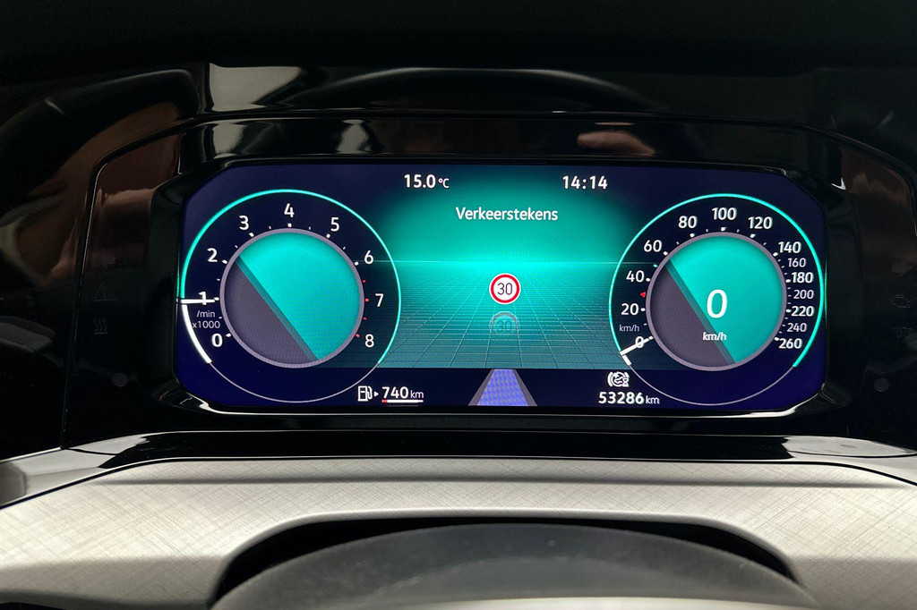 Volkswagen Golf (T129RD) met abonnement