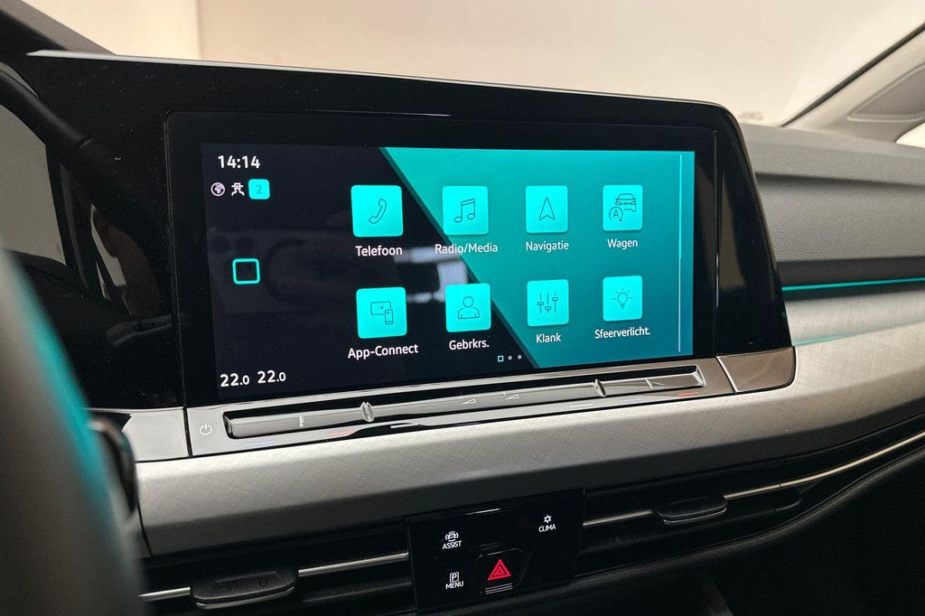 Volkswagen Golf (T129RD) met abonnement