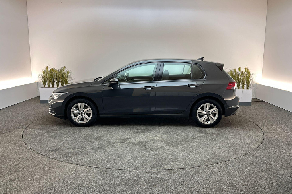 Volkswagen Golf (T129RD) met abonnement