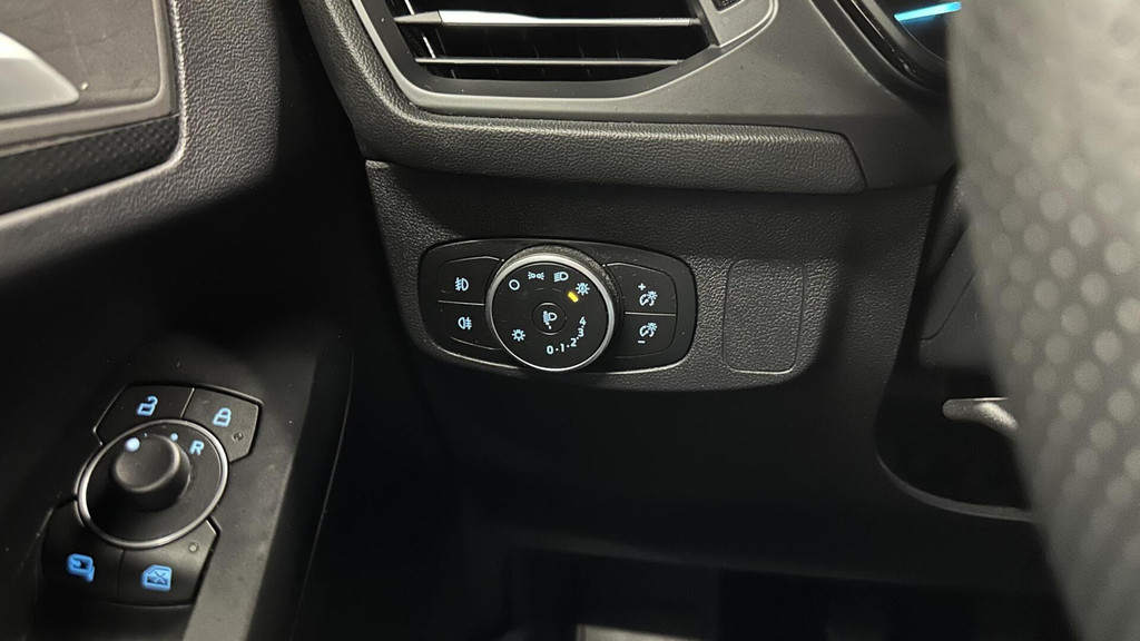 Ford FOCUS Wagon (N328BN) met abonnement