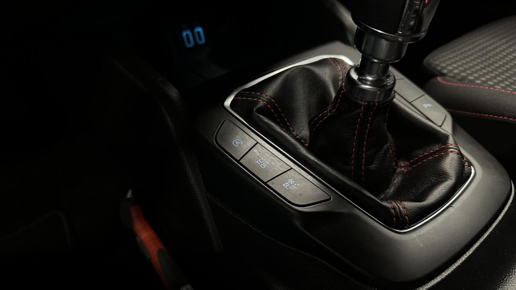 Ford FOCUS Wagon (N328BN) met abonnement