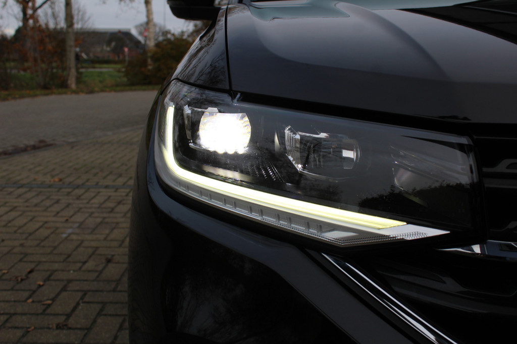 Volkswagen T-Cross (JKT46B) met abonnement