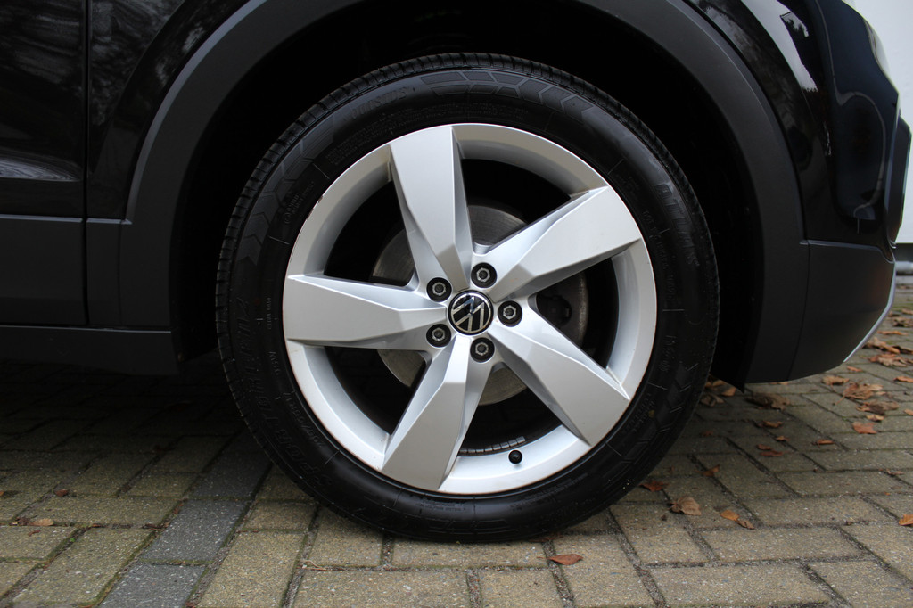 Volkswagen T-Cross (JKT46B) met abonnement