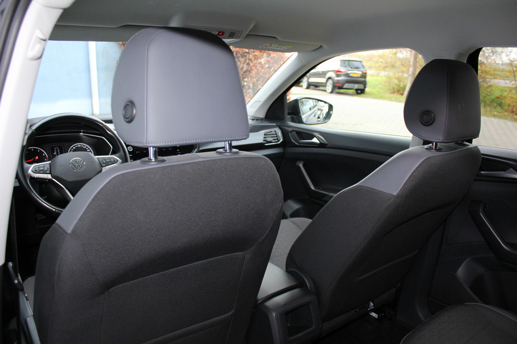 Volkswagen T-Cross (JKT46B) met abonnement
