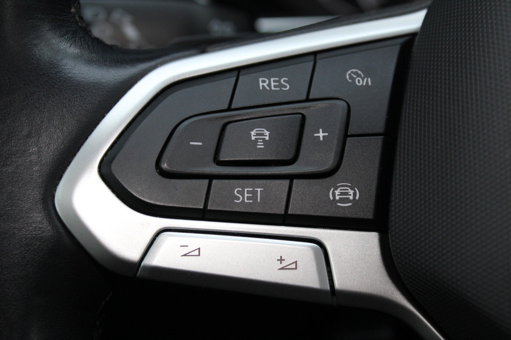 Volkswagen T-Cross (JKT46B) met abonnement