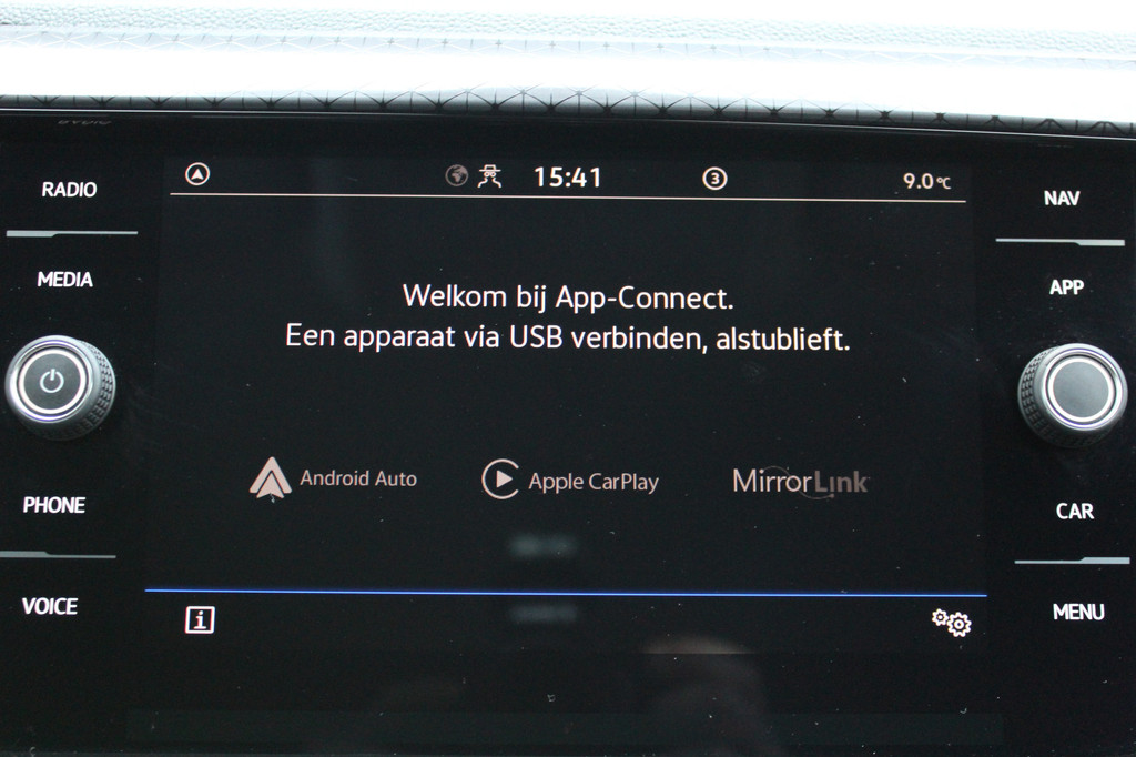 Volkswagen T-Cross (JKT46B) met abonnement