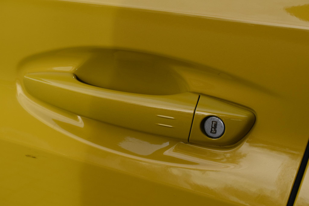 Peugeot e-208 (N279HP) met abonnement