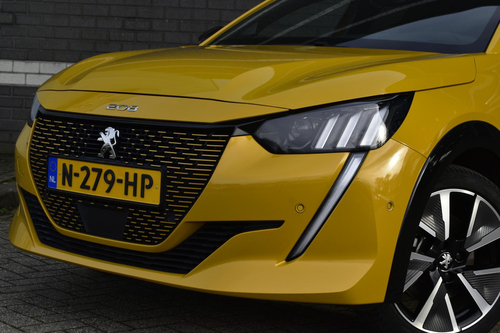 Peugeot e-208 (N279HP) met abonnement