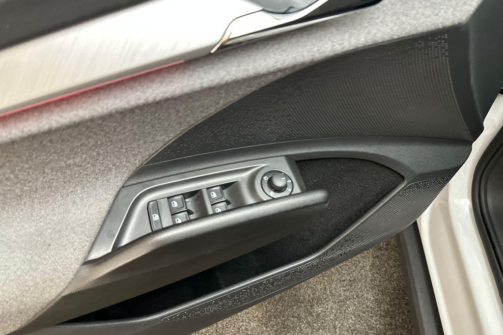 ŠKODA ENYAQ iV (T286KB) met abonnement