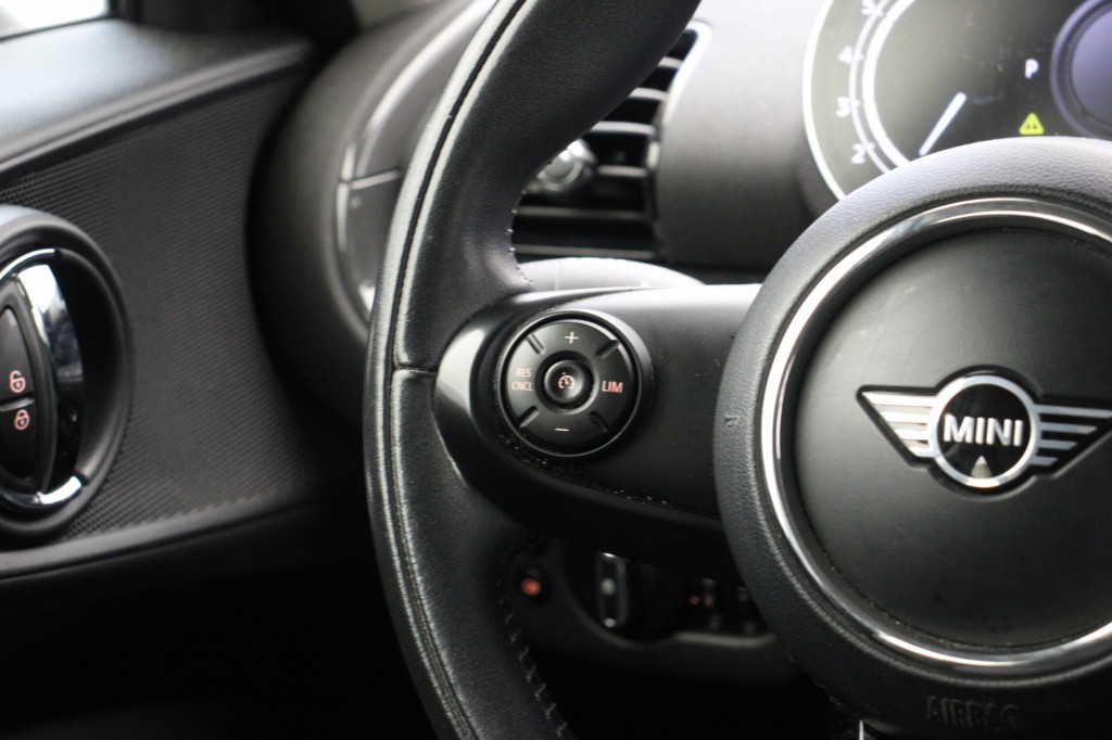 MINI Clubman (J145NT) met abonnement