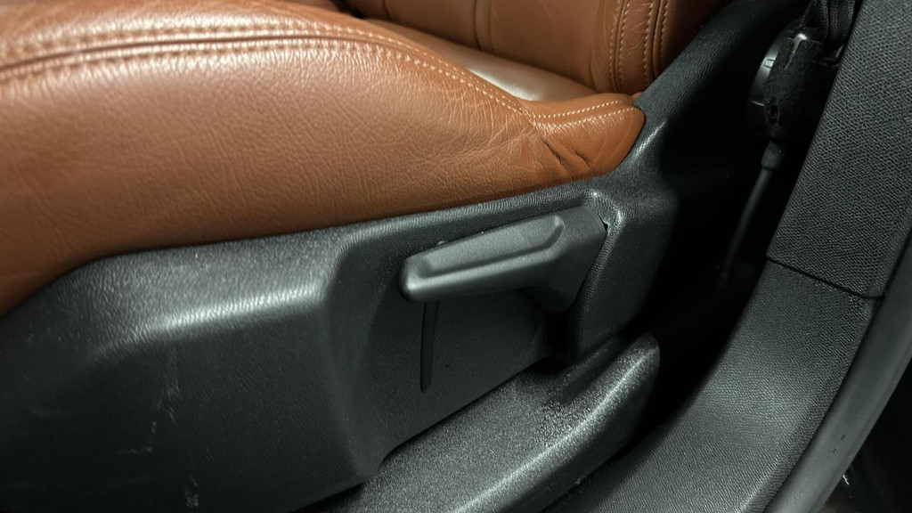 Peugeot 5008 (J823XB) met abonnement