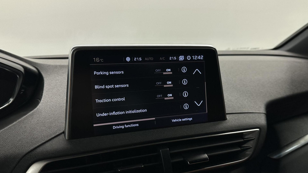 Peugeot 5008 (J823XB) met abonnement