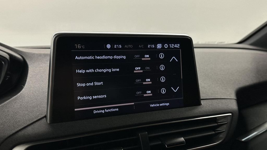 Peugeot 5008 (J823XB) met abonnement