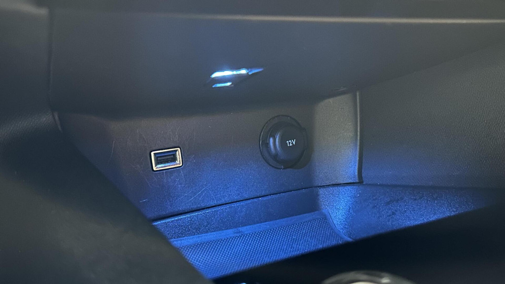 Peugeot 5008 (J823XB) met abonnement