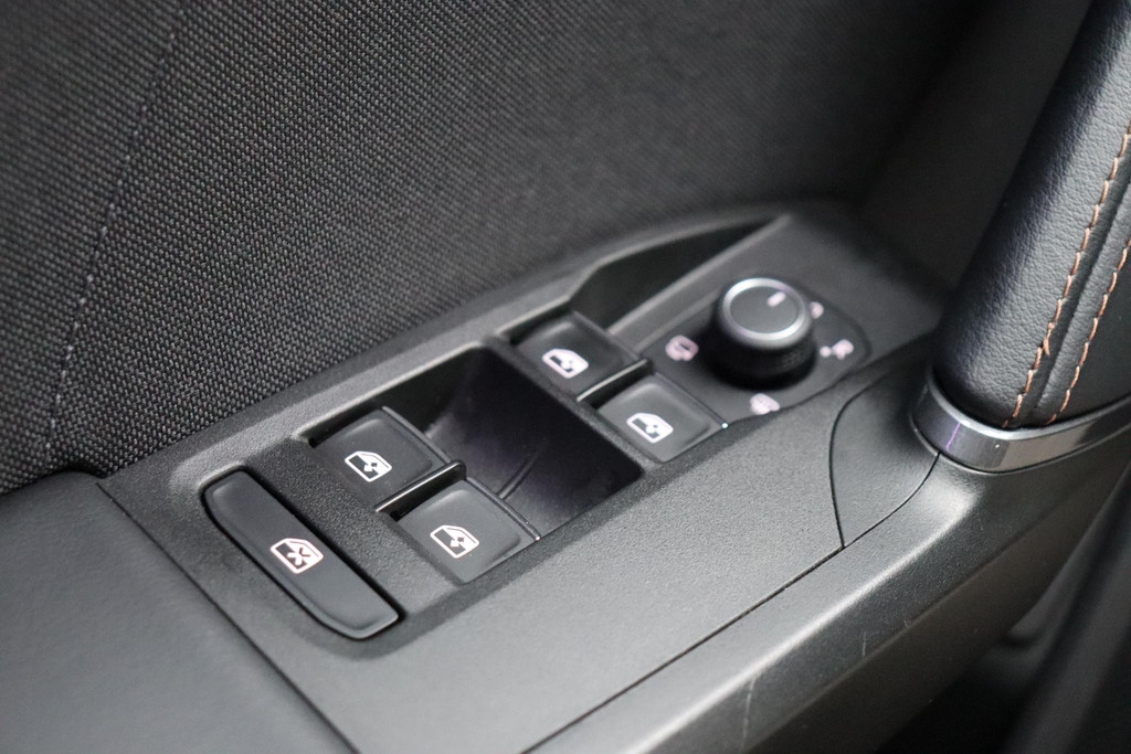 CUPRA Leon (JLH15Z) met abonnement